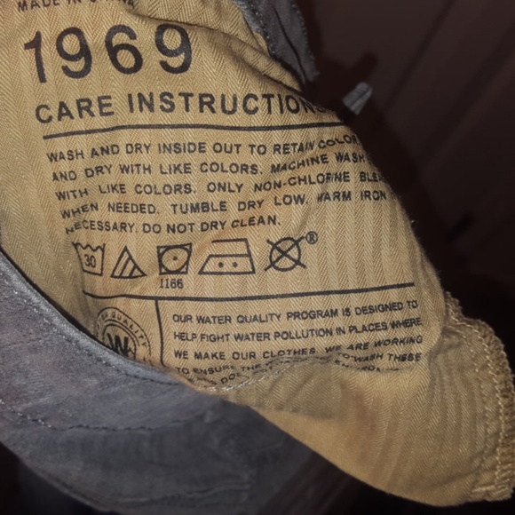 GAP 1969 Jeans - Picture 5 of 5